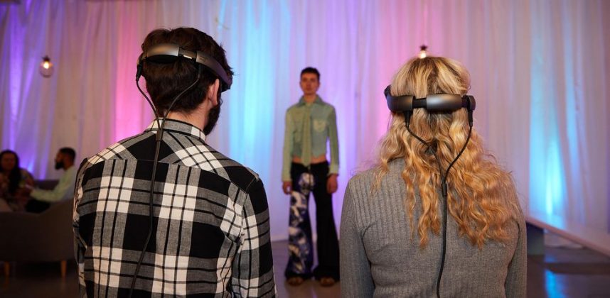 دنیای مد و تکنولوژی در هفته‌ی مد لندن به هم پیوستند